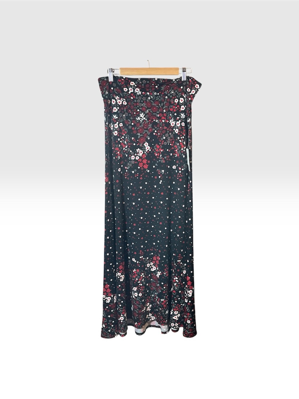 LuLaRoe Black Floral Maxi Skirt with Red and White Blooms NWT Casual Work play